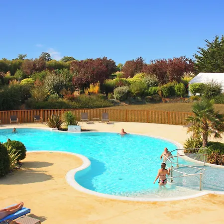 Aparthotel Azureva Vendee Ocean 3*